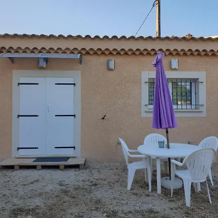 Petite Maison Meublee Entre Avignon Et Carpentras