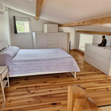Petite Maison Meublee Entre Avignon Et Carpentras * Morieres-les-Avignon