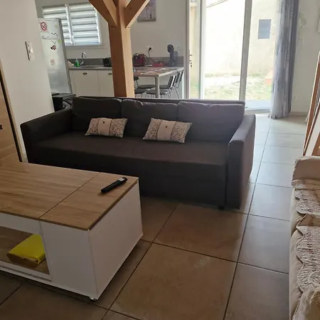 Petite Maison Meublee Entre Avignon Et Carpentras 公寓 莫里埃莱阿维尼翁